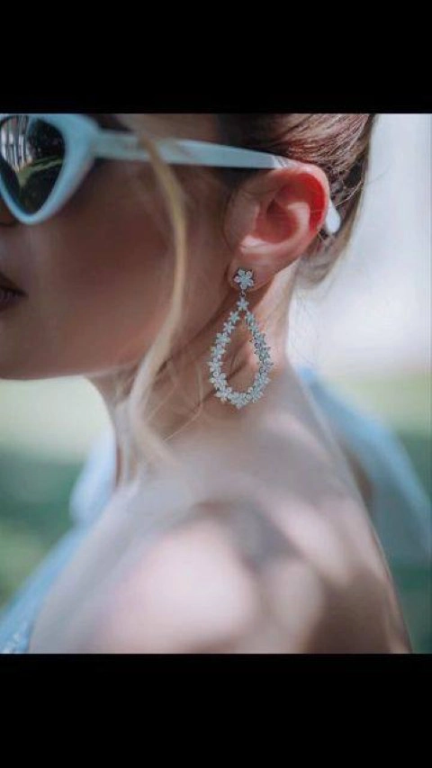 Earrings3 Image