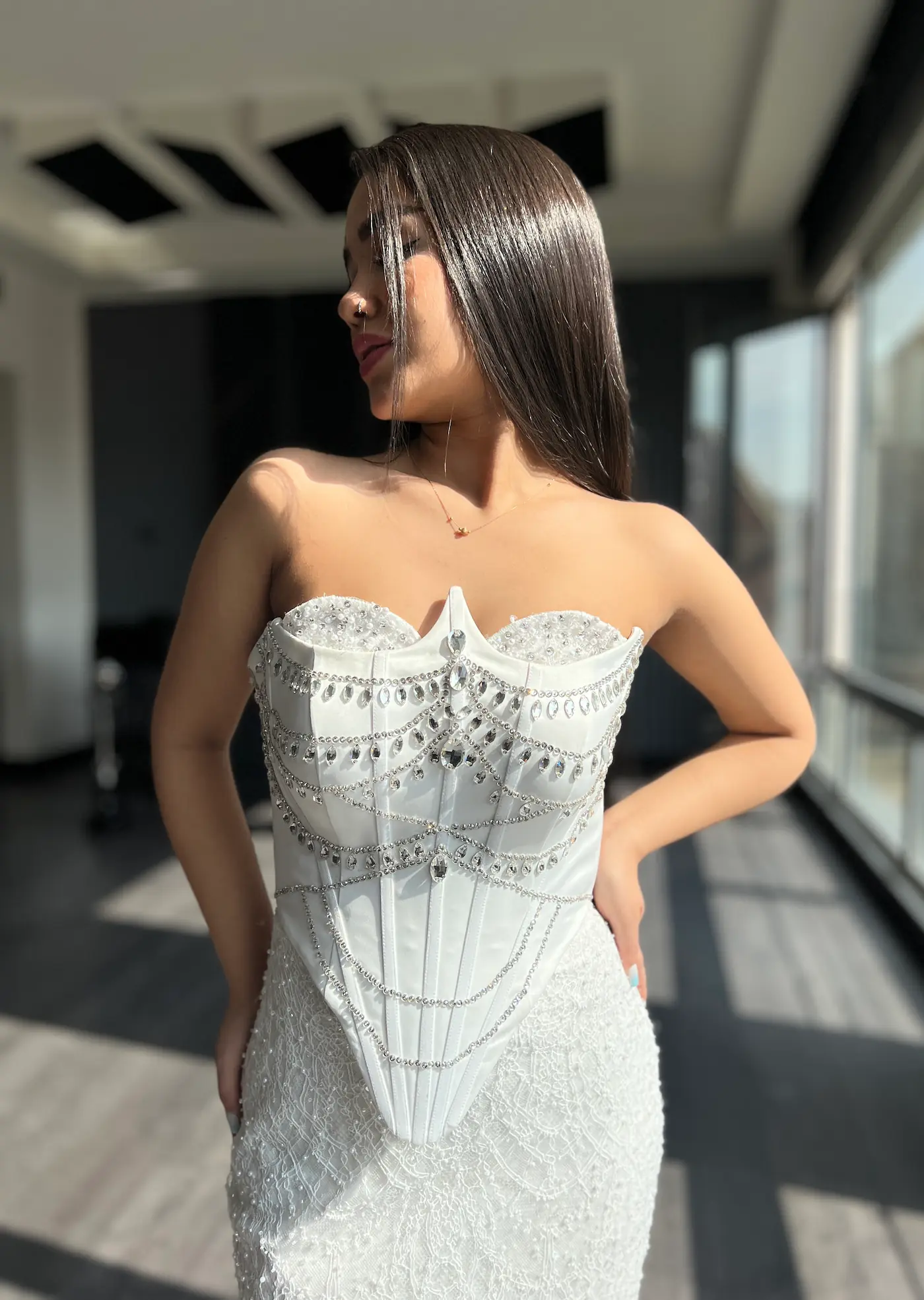 White-Éclat Image — 3