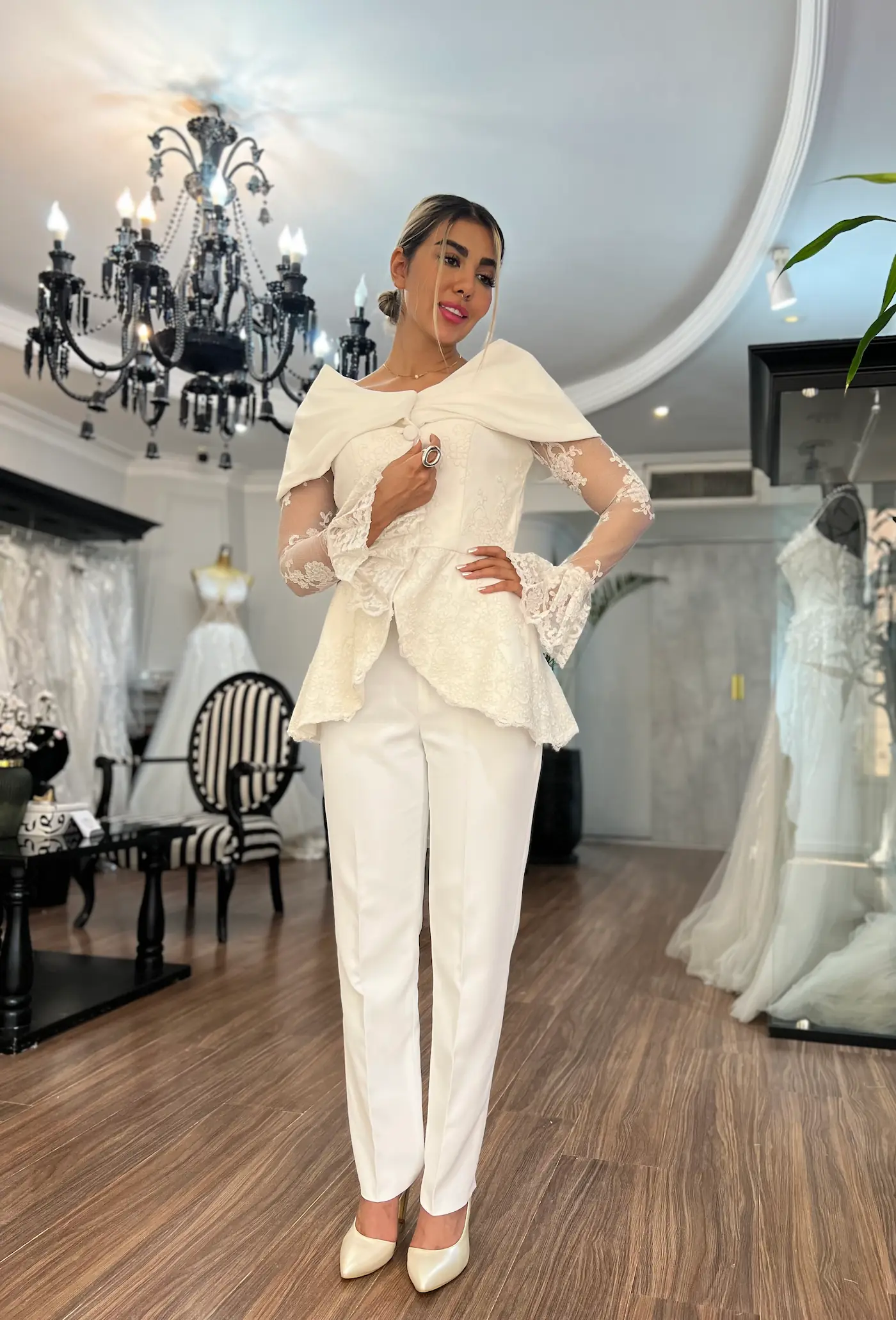 Ivory_Duchess Bridal Suit Image — 3