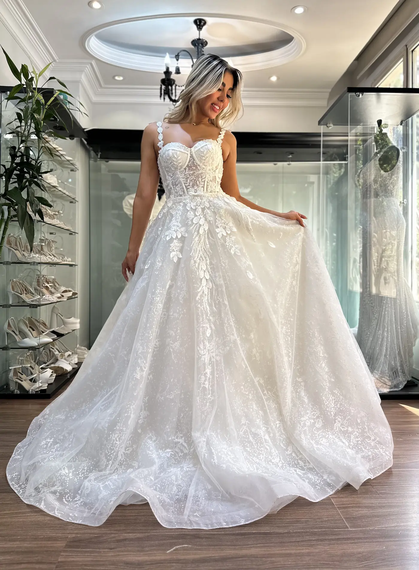 Pearl Étoile Civil Wedding Dress Image