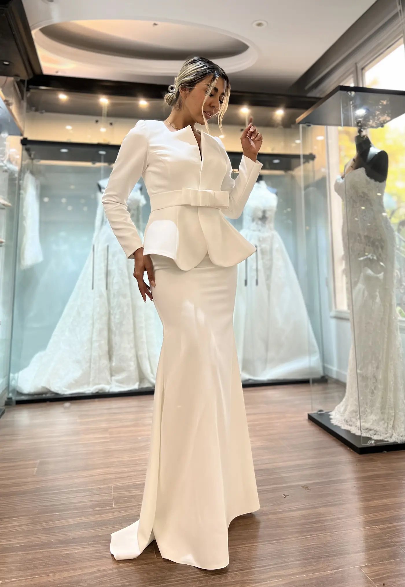 White-Versatile | Multi-Style Set Image