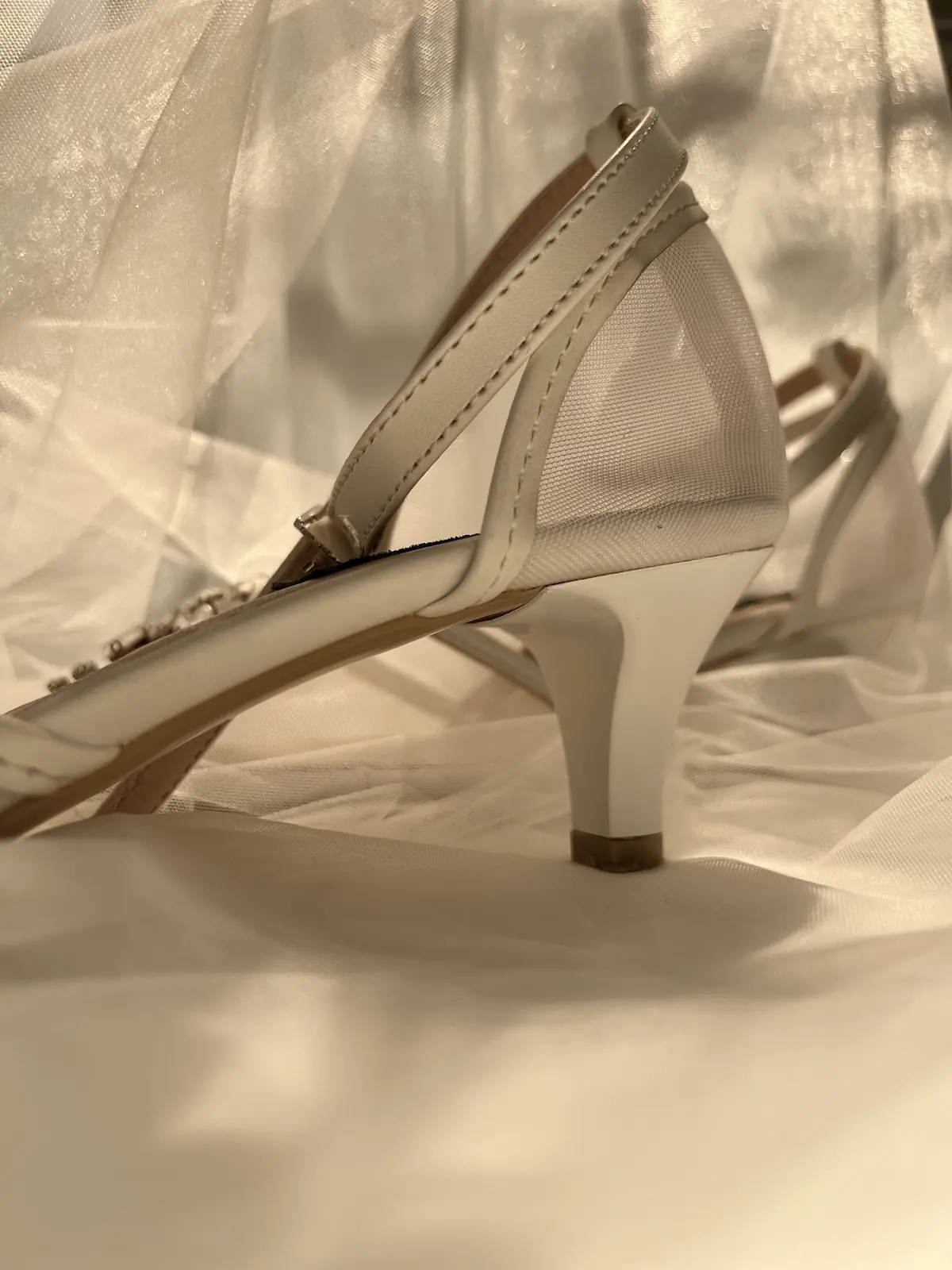 Shoes | Elowen Image — 3