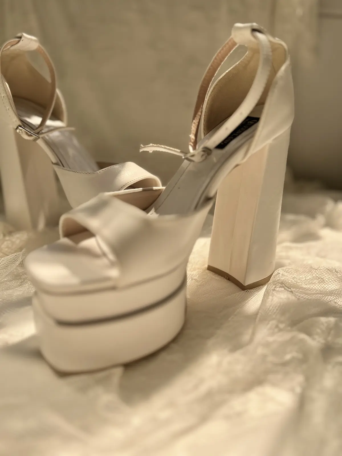 Shoes | Sculpt — Queen Land — View Details