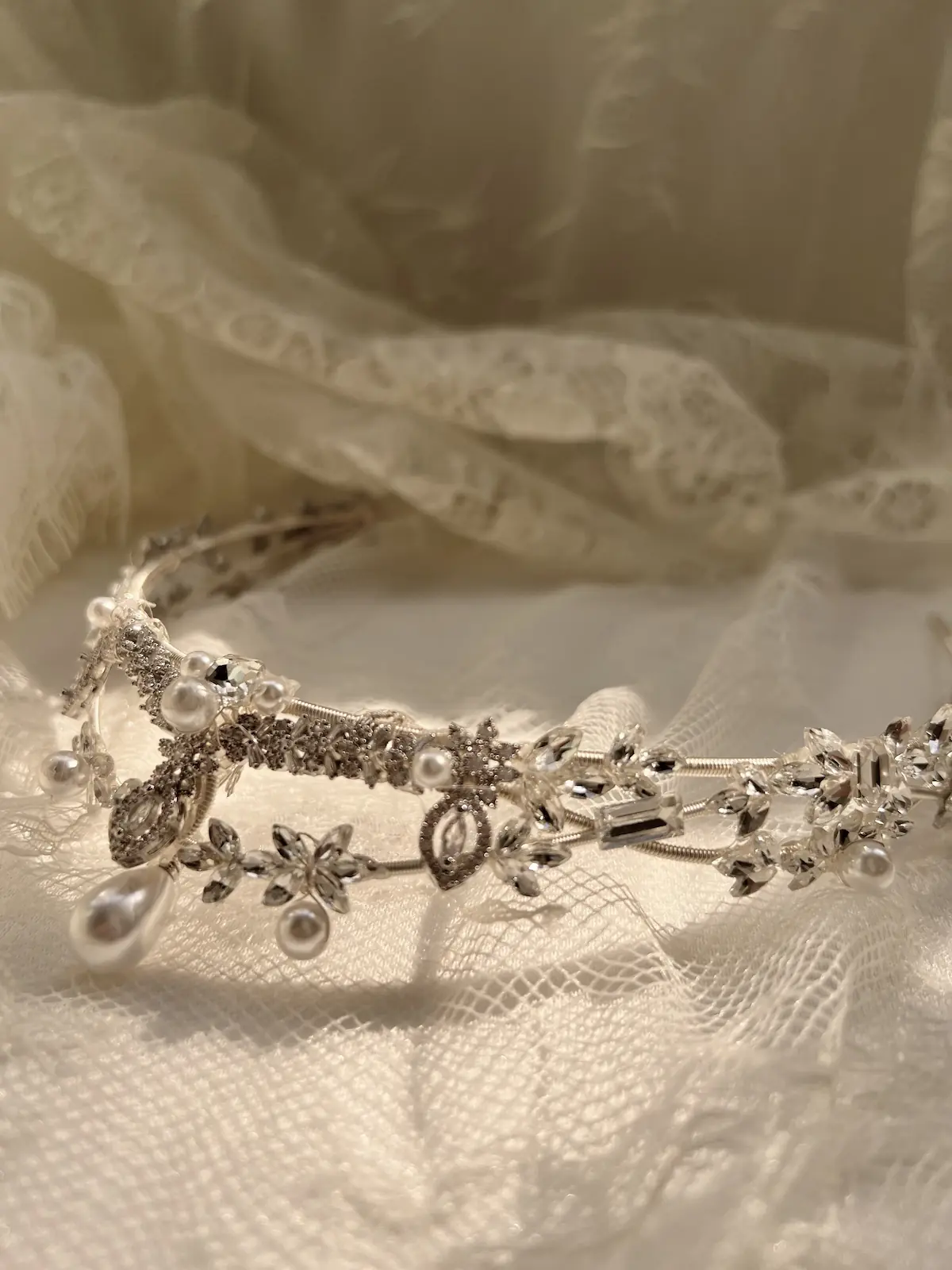 Tiara | Opaline — Queen Land
